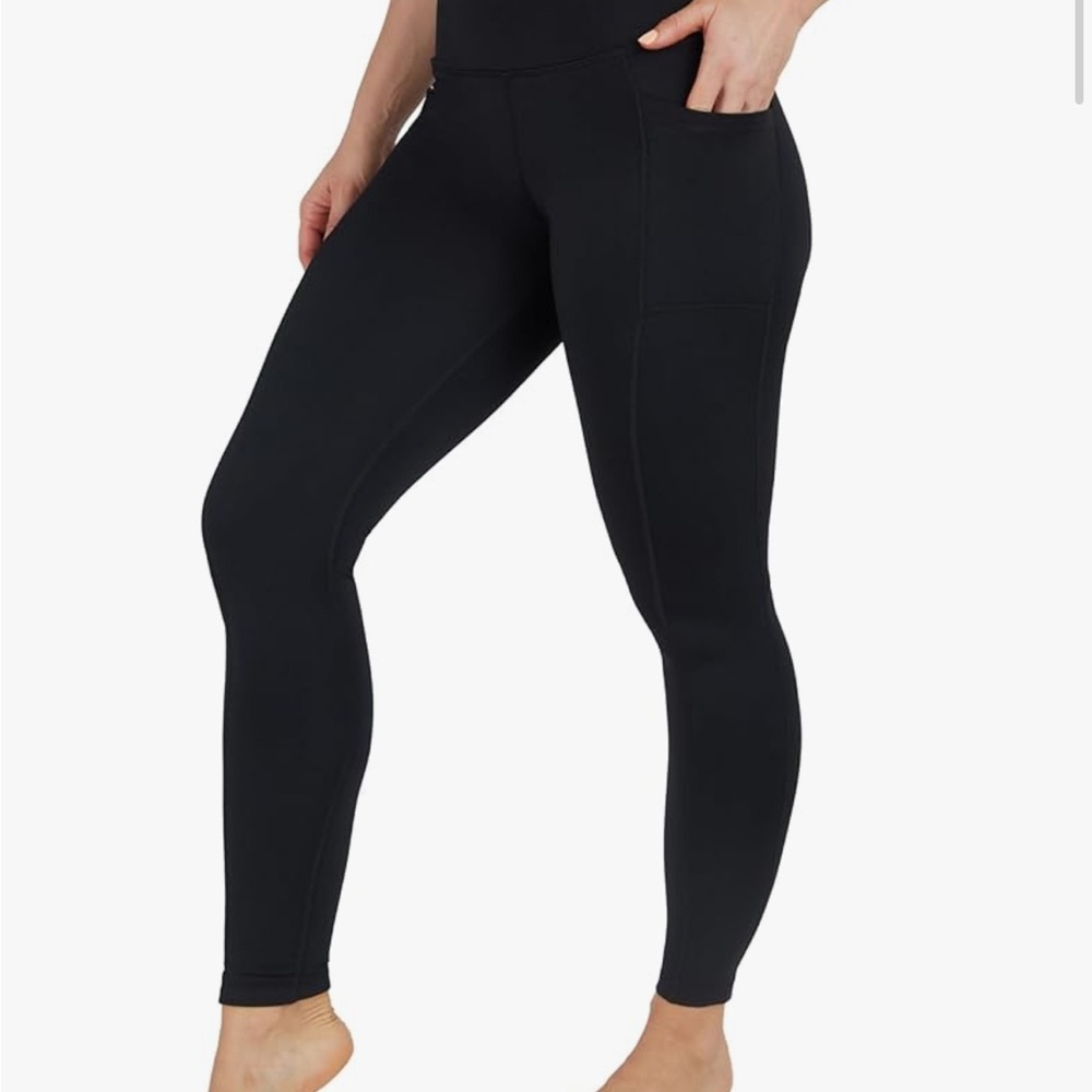 Black high waisted fleece lined active leggings with pockets size S